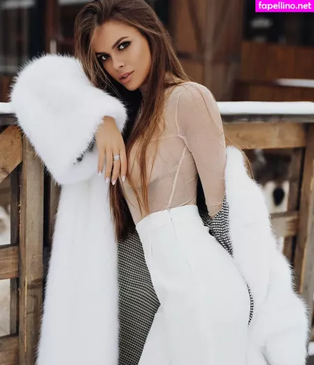 Viki Odintcova OnlyFans Thumbnail #Kns3SxdjDy