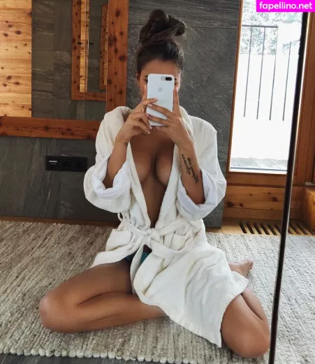 Viki Odintcova OnlyFans Thumbnail #iyldEiuQX2