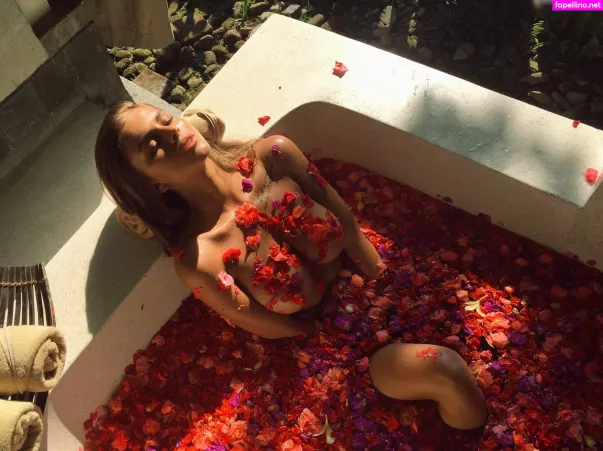 Viki Odintcova OnlyFans Thumbnail #jr1n6vOJod