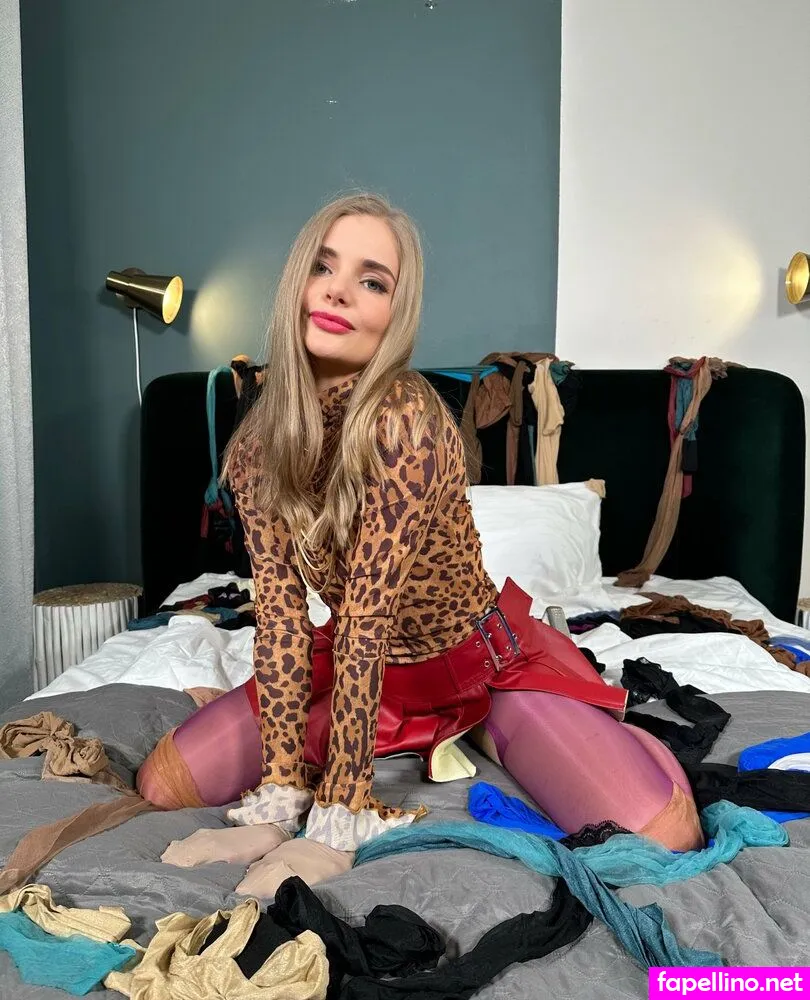 viki.vivien, viki_vivien_ Nude Leaked OnlyFans Photo #GFmCLoV1RF