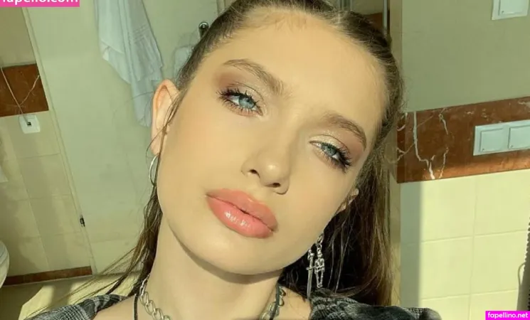 Vikigabor OnlyFans Thumbnail #RYatQ0gNlK