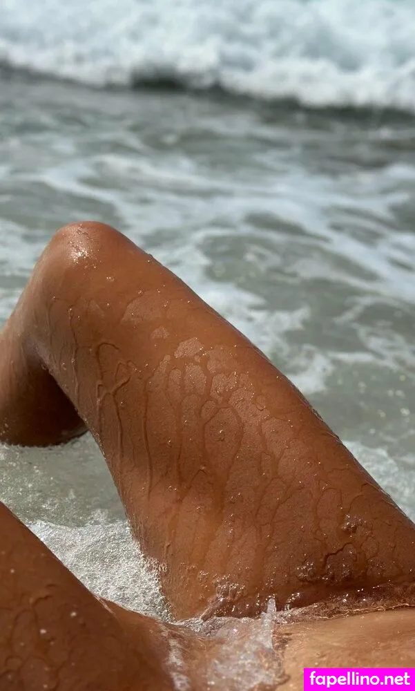 vikioutofspace Nude Leaked OnlyFans Photo #BWV4CxyWUI