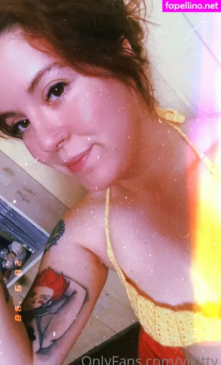 Vikitty OnlyFans Thumbnail #CQdlCfZVb3