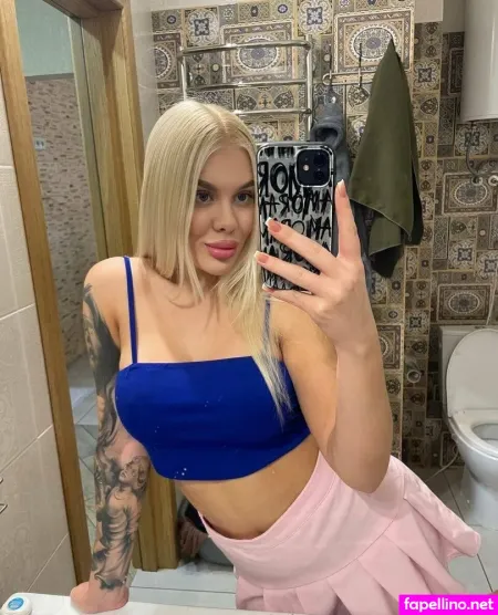 Vikki Astor Main Profile Photo