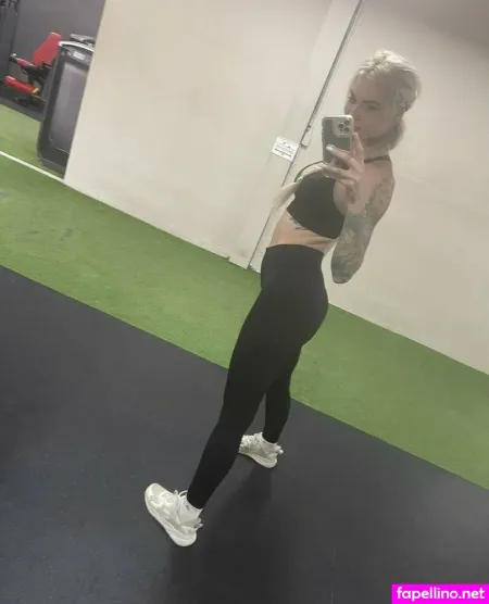 Vikki Kikki OnlyFans Thumbnail #5r5ufBsWfl