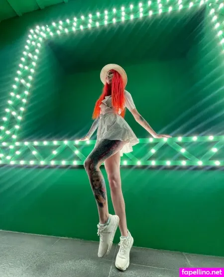 Vikki Kikki OnlyFans Thumbnail #V7FQnRN6CD