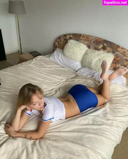 Vikkikiss OnlyFans Thumbnail #HeNFiSJuyA
