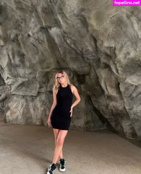 Vikkikiss OnlyFans Thumbnail #XnwvTiOUqN
