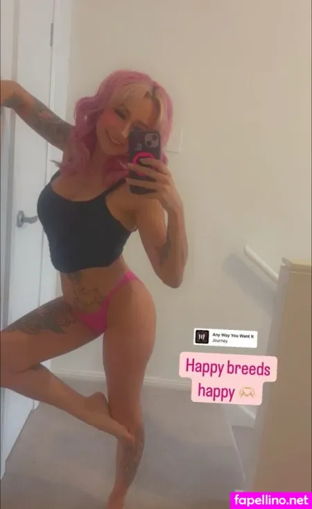 Vikkivampire Main Profile Photo