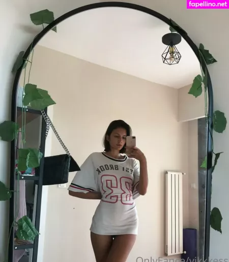 Vikkkess OnlyFans Thumbnail #YATckqAZPE