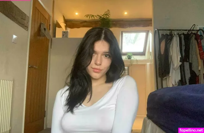 Vikky Molly OnlyFans Thumbnail #zdyijfZw85