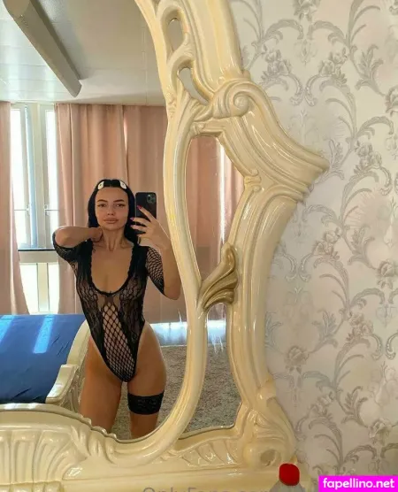 Vikkyqueen OnlyFans Thumbnail #CBfNUSR7AU