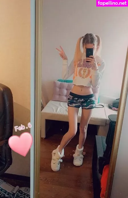 Vikneska OnlyFans Thumbnail #KmPSyGU2Xp