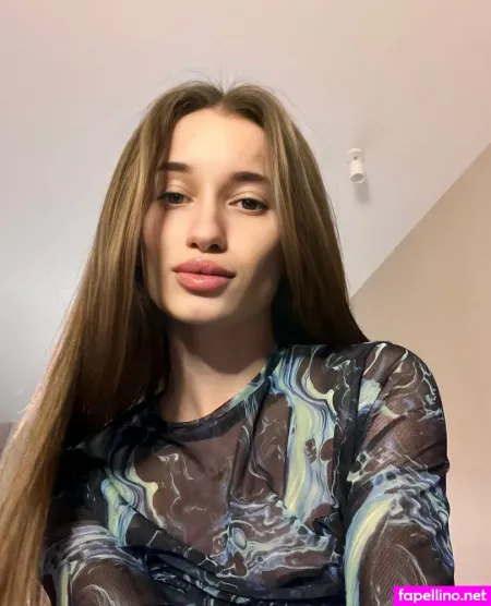 Viktoria Dreamm OnlyFans Thumbnail #D9bqFl8TdT