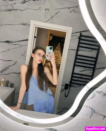 Viktoria Dreamm OnlyFans Thumbnail #HzAxnp71Gc