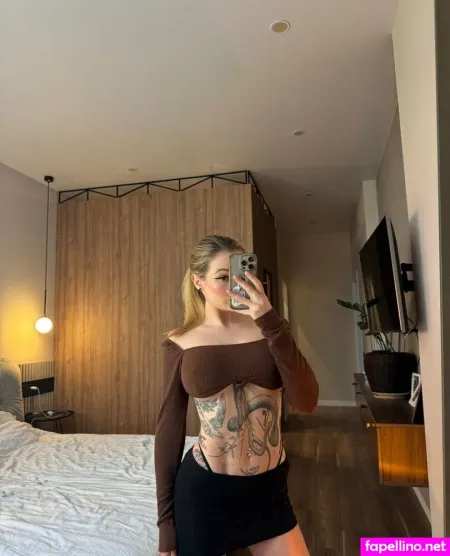 Viktoria Eden OnlyFans Thumbnail #D2WkbACyI1