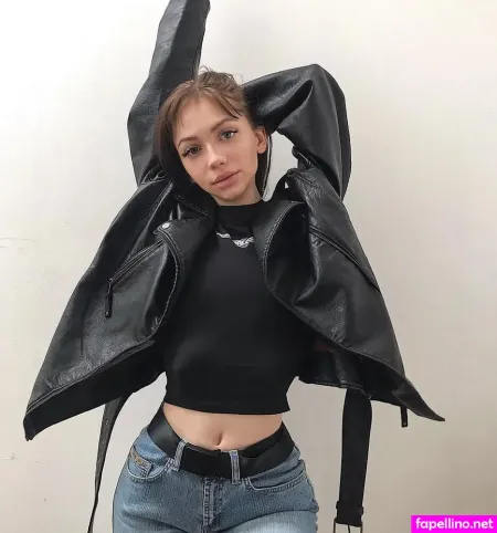 Viktoria Krause OnlyFans Thumbnail #cmdYVl3h51