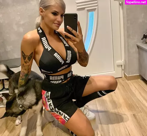 Viktoria Metzker OnlyFans Thumbnail #G9qcsWycEk