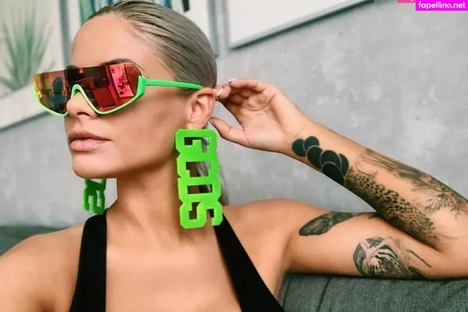 Viktoria Metzker OnlyFans Thumbnail #VJ99yD4An9