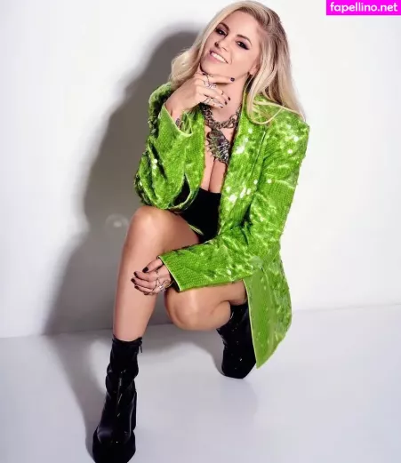 Viktoria Metzker OnlyFans Thumbnail #ZebSRcpYts