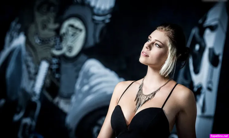 Viktoria Sonntag OnlyFans Thumbnail #u40rBqJURF