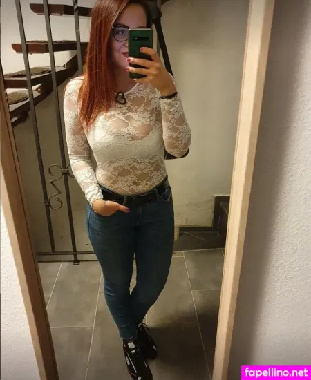 Viktoria Viktoriabochen1601 Viktoria Bochen Haveanamesorry OnlyFans Thumbnail #D5bCZcuRy9