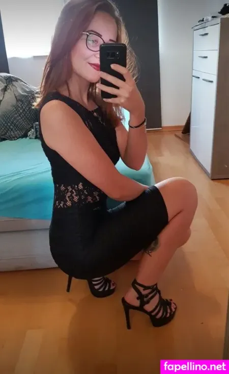 Viktoria Viktoriabochen1601 Viktoria Bochen Haveanamesorry OnlyFans Thumbnail #WCVysVuBOd