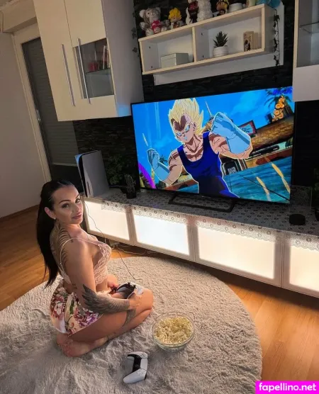 Viktoria Vonfalkenstein OnlyFans Thumbnail #A2O5aEHkOs