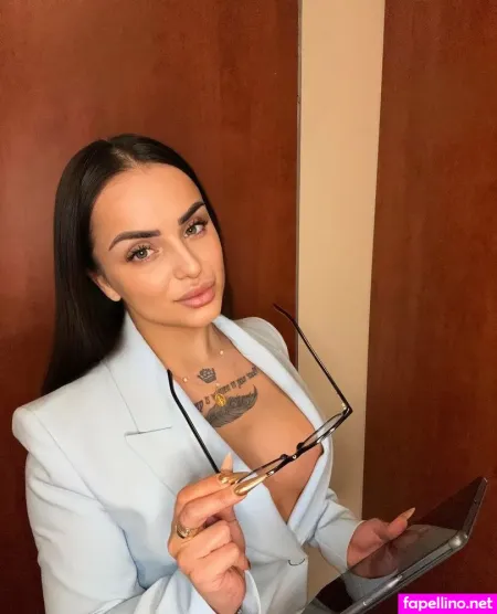 Viktoria Vonfalkenstein OnlyFans Thumbnail #DR30YP87Qh