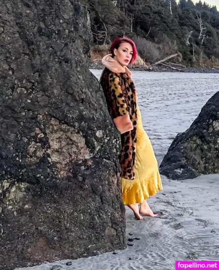 Viktoriasway OnlyFans Thumbnail #2vC9Awj4x9