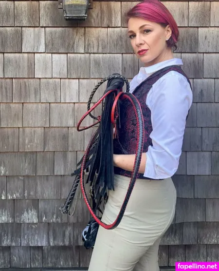 Viktoriasway OnlyFans Thumbnail #4YzgScjmQ3