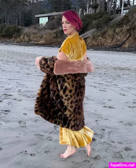 Viktoriasway OnlyFans Thumbnail #AZib97WTKw