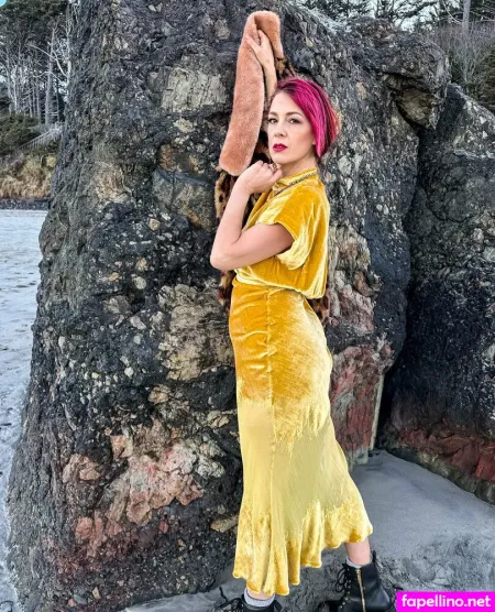 Viktoriasway OnlyFans Thumbnail #cZGIJb9PgT