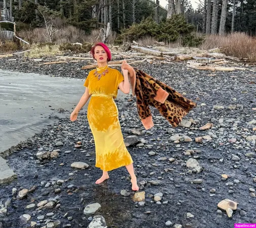 Viktoriasway OnlyFans Thumbnail #h8u8sHKRKs