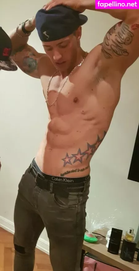 Viktoronee OnlyFans Thumbnail #azbOVegRH6