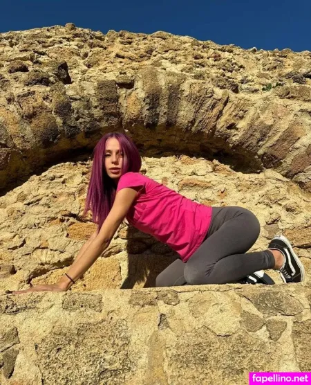 Vikyvegas OnlyFans Thumbnail #mj9WdcgeXD