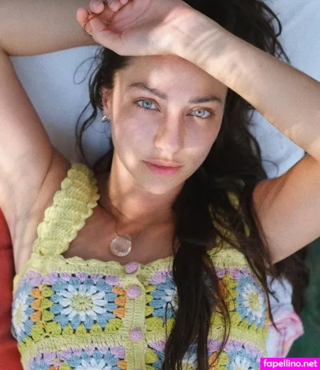 Vildan Cirpan OnlyFans Thumbnail #oDrHhKRqqx