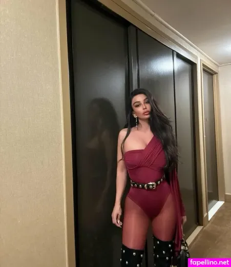 Vildane OnlyFans Thumbnail #6h8zW4w2s3