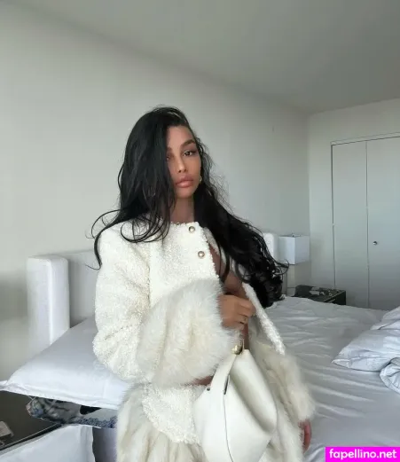 Vildane OnlyFans Thumbnail #8MQN5uqtks