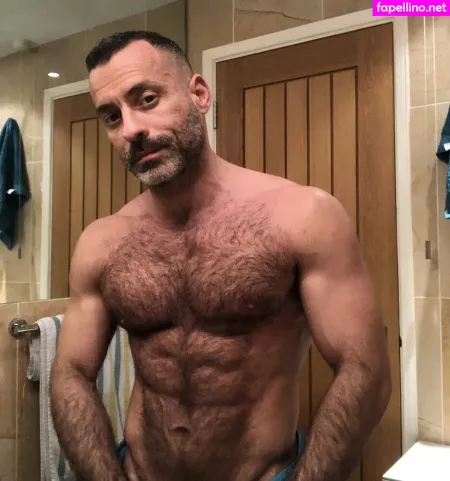 Vinbarracafree OnlyFans Thumbnail #IbjS8oakMN