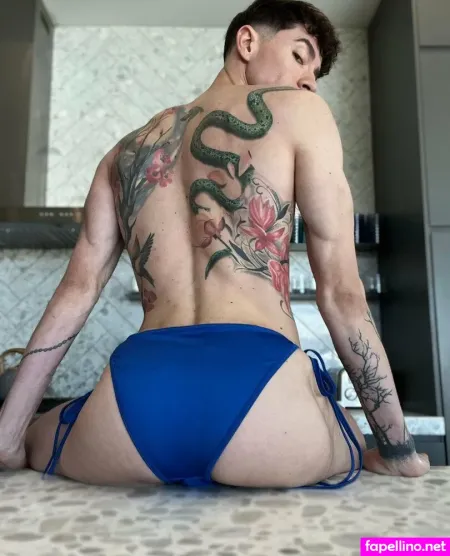 Vincentoreillyx 1 OnlyFans Thumbnail #8vuRrG5qyN