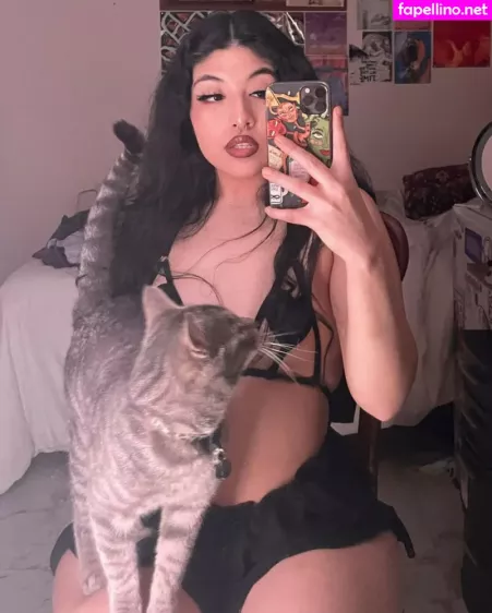 Vindigoo OnlyFans Thumbnail #t4YWdscVZA