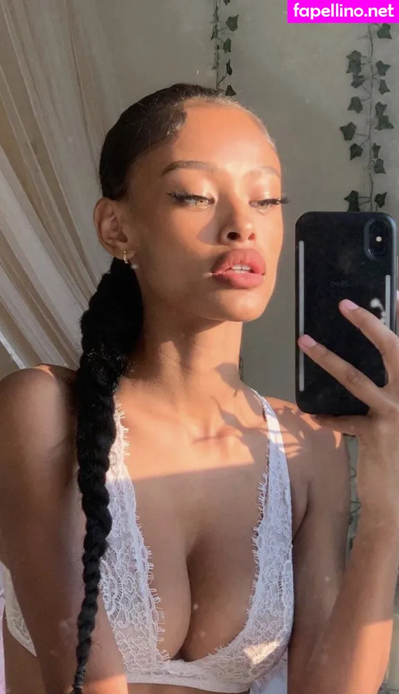 VINETTRIA, vinetrria Nude Leaked OnlyFans Photo #2Eruddhrv9