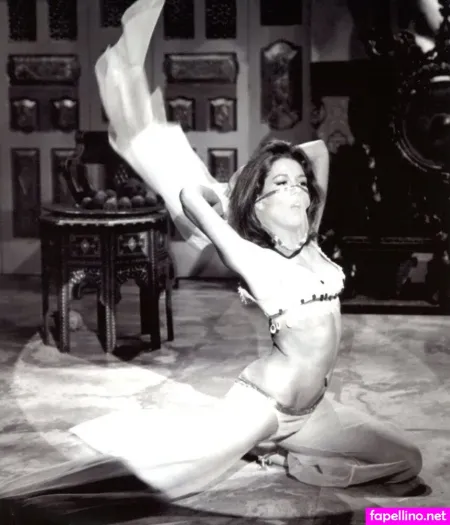 Vintage Sexy Celebs OnlyFans Thumbnail #VDaXST4vw8
