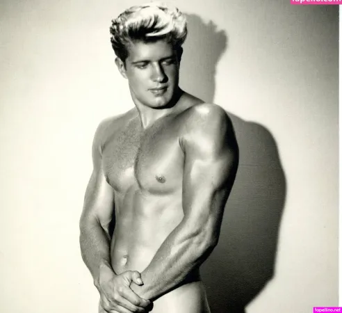 Vintagephysiques OnlyFans Thumbnail #g8Y3cUnF1A