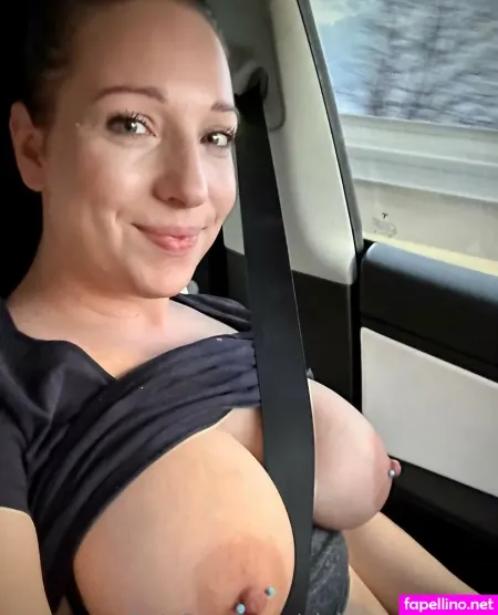 Viola Beck OnlyFans Thumbnail #BbLBAA8MQY