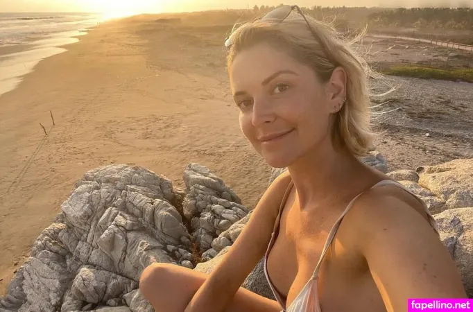 Viola Kraus OnlyFans Thumbnail #HrabeuEluK