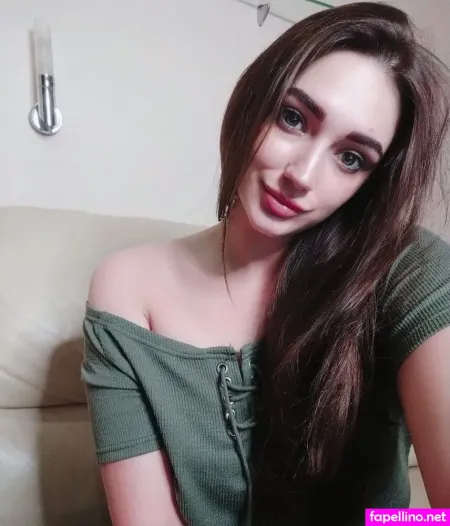 Viola Life OnlyFans Thumbnail #r1wvQSAxLQ