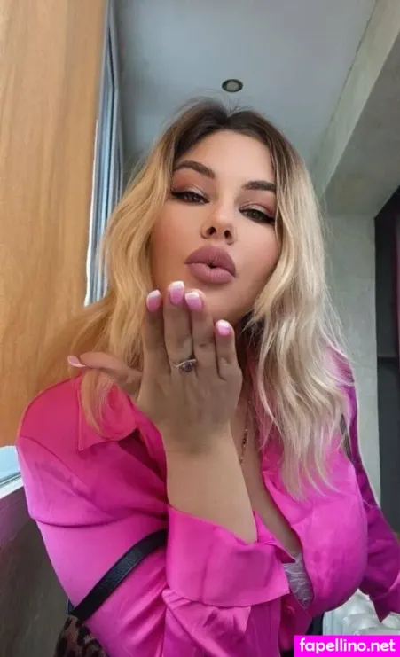 Viola Mommy OnlyFans Thumbnail #Ew2l7Yl9qa