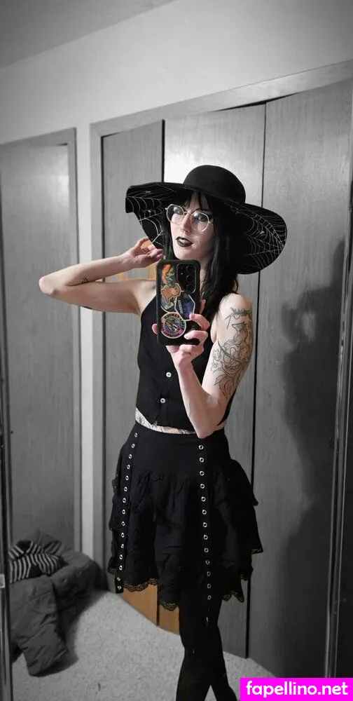 violavixen, violavixene Nude Leaked OnlyFans Photo #0GJ2dnGAG8